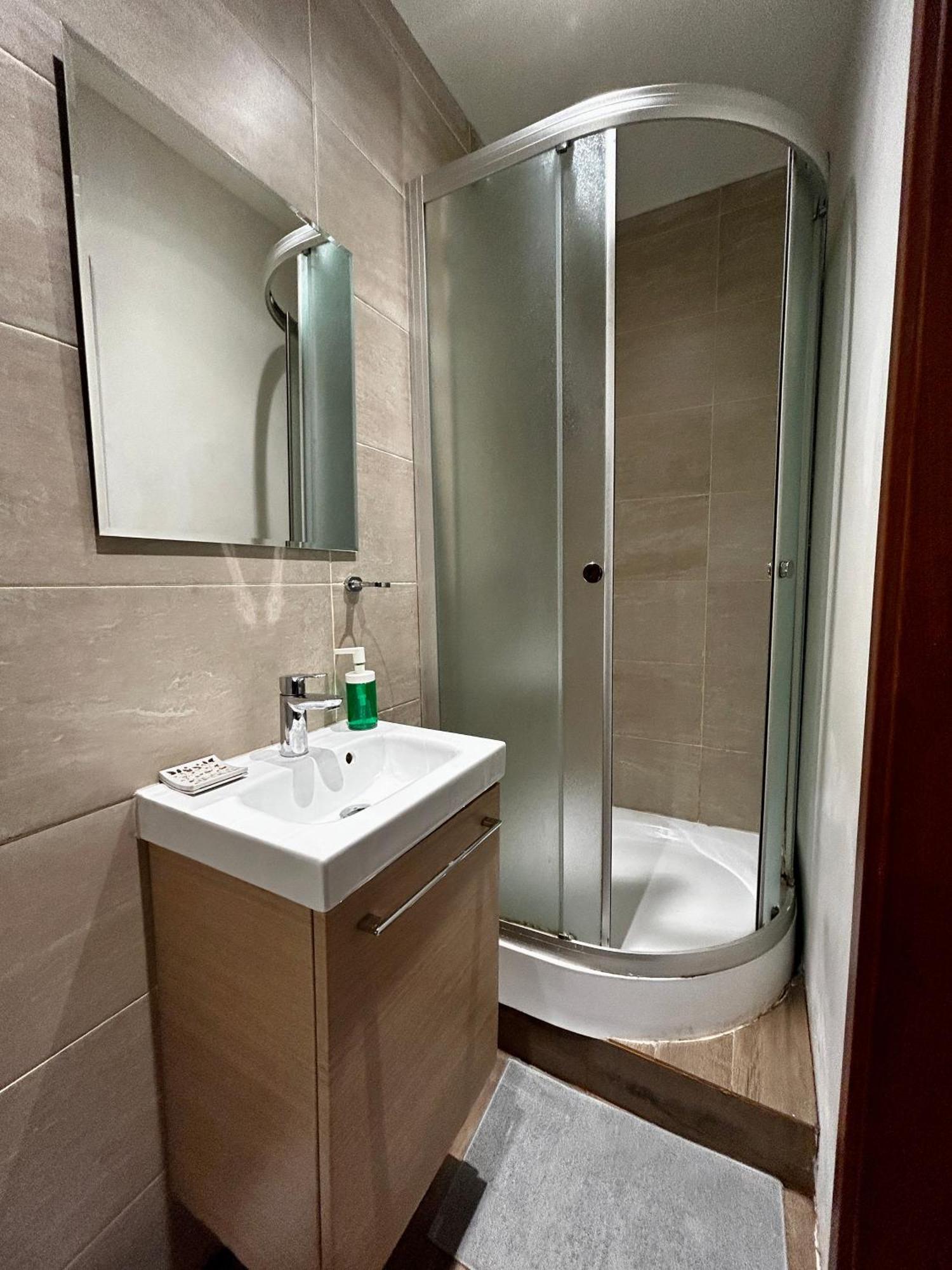Harmony Aparthotel クラクフ エクステリア 写真