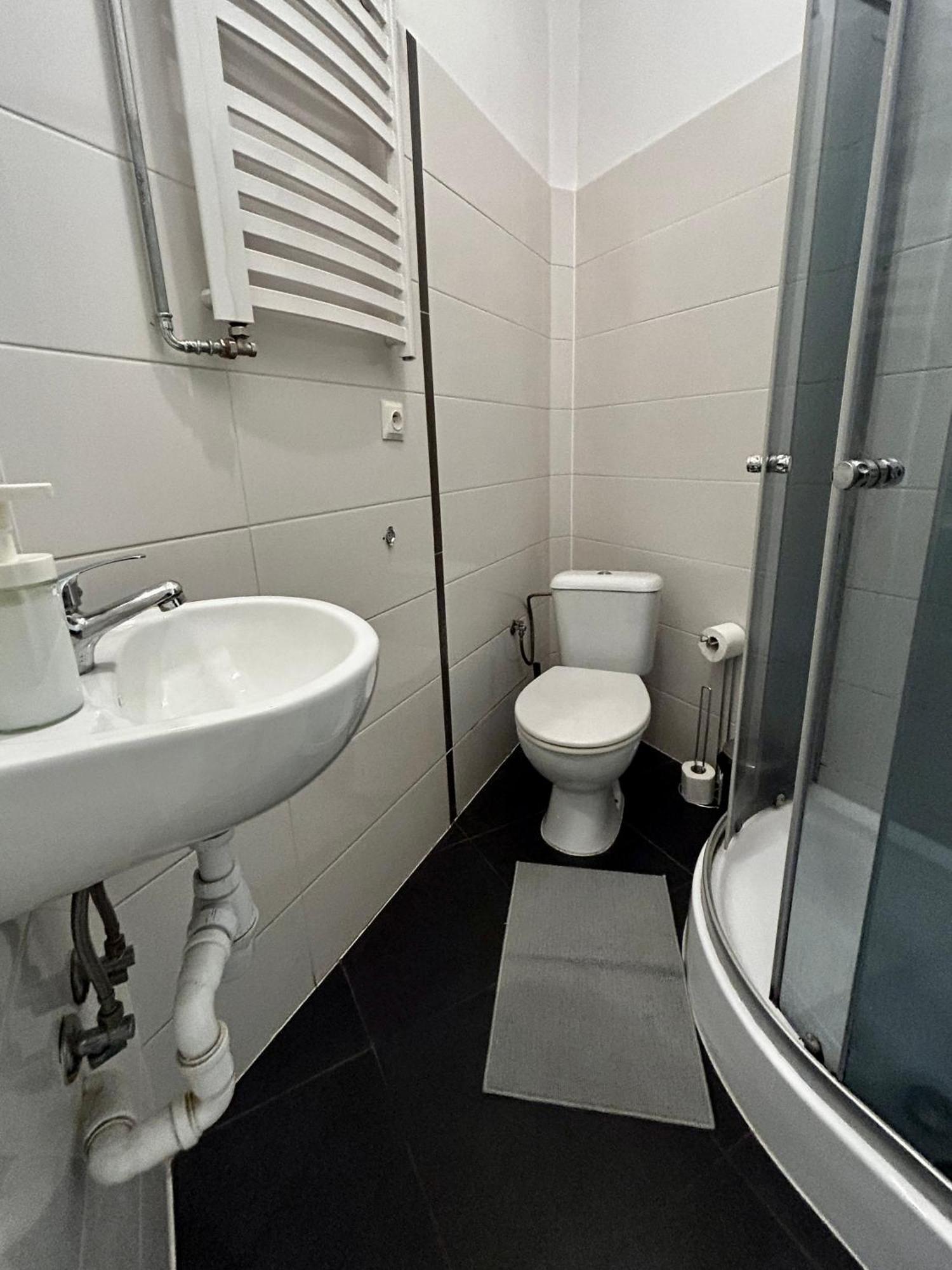 Harmony Aparthotel クラクフ エクステリア 写真