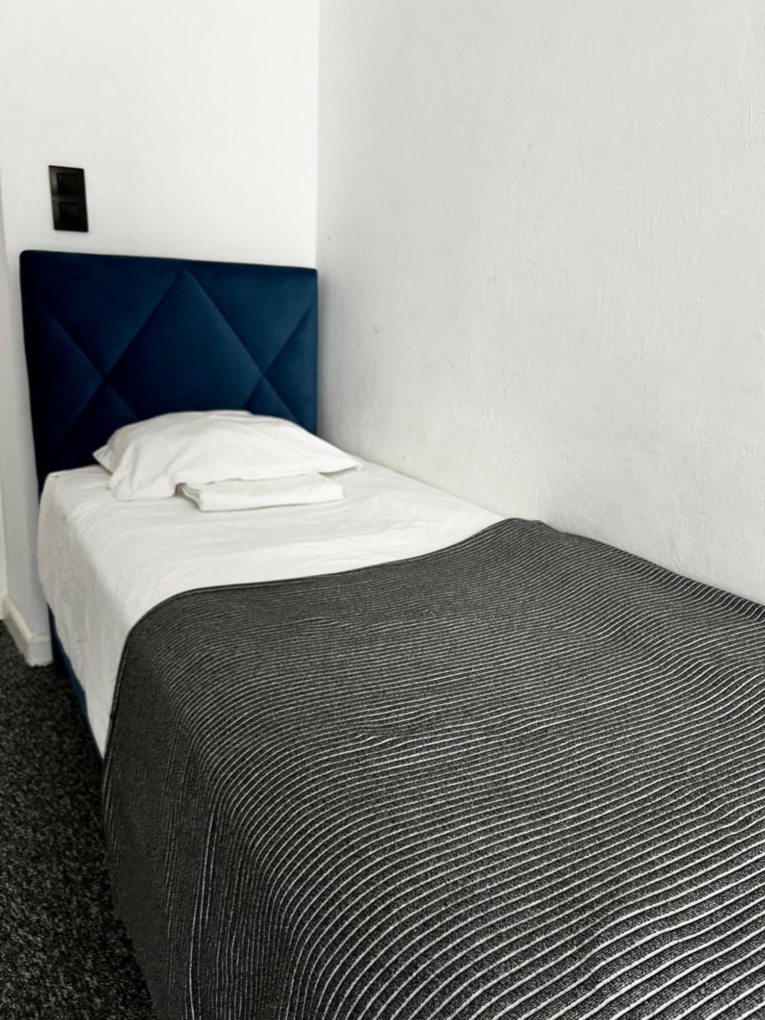 Harmony Aparthotel クラクフ エクステリア 写真
